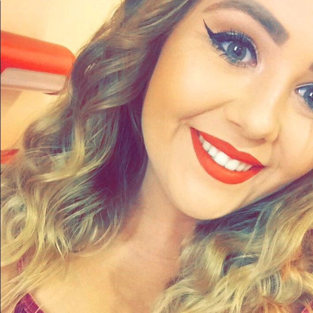 Meet your Posher, Mamadison